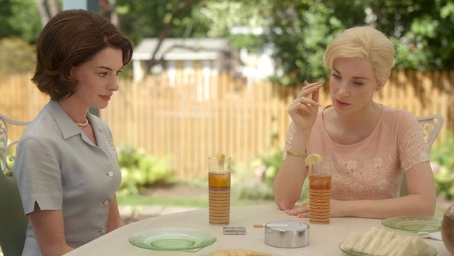 Céline und Alice teilen eine Freundschaft bis zu einem schicksalhaften Vorfall. Céline und Alice teilen eine Freundschaft bis zu einem schicksalhaften Vorfall.