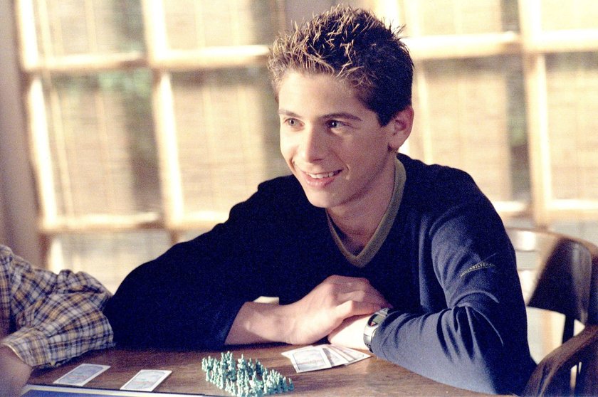 MALCOLM IN THE MIDDLE. Justin Berfield as Reese. Surgery , airing 02/25/01, 2000-present. 20thCentFox/Courtesy Everett Collection ACHTUNG AUFNAHMEDATUM GESCHÄTZT PUBLICATIONxINxGERxSUIxAUTxONLY Copyright: x20thCentFox/CourtesyxEverettxCollectionx TCDMALC FE001 MALCOLM IN THE MIDDLE. Justin Berfield as Reese. Surgery , airing 02/25/01, 2000-present. 20thCentFox/Courtesy Everett Collection ACHTUNG AUFNAHMEDATUM GESCHÄTZT PUBLICATIONxINxGERxSUIxAUTxONLY Copyright: x20thCentFox/CourtesyxEverettxCollectionx TCDMALC FE001