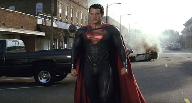 Als Superman muss Clark Kent (Henry Cavill) seine Kräfte nutzen.