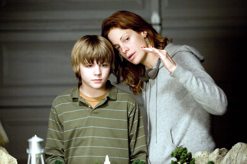 Miles Heizer und Regisseurin Alison Eastwood am Set von "RAILS & TIES" Miles Heizer und Regisseurin Alison Eastwood am Set von "RAILS & TIES"