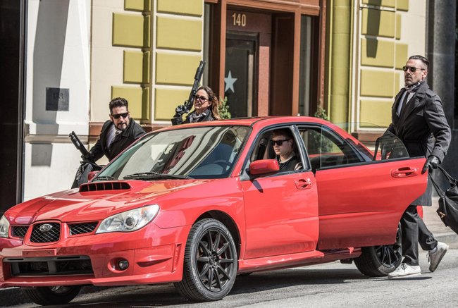 Ansel Elgort, Eiza González, Jon Hamm und Jon Bernthal in „Baby Driver“ (2017)