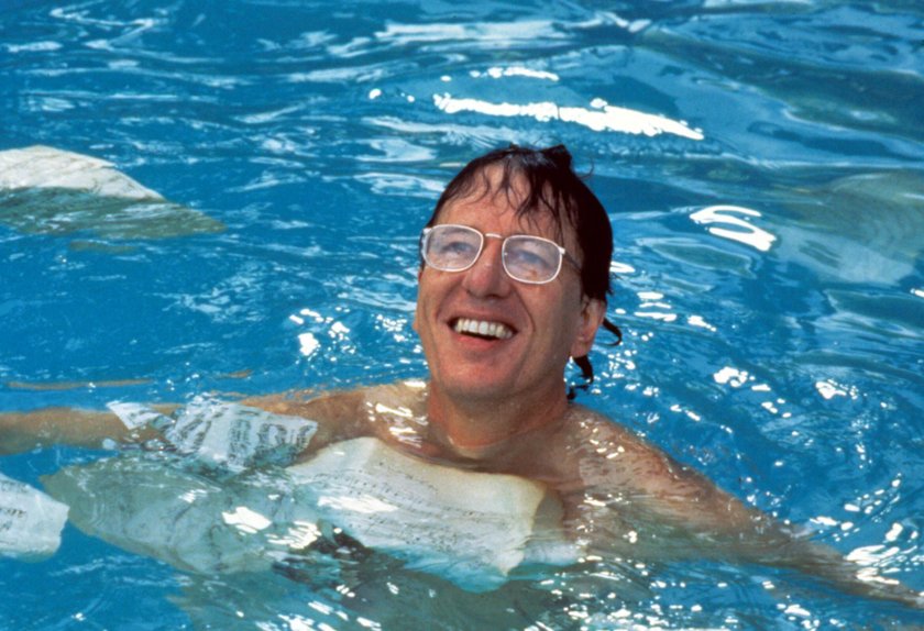 SHINE, Geoffrey Rush, 1996 Fine Line Features/Courtesy Everett Collection ACHTUNG AUFNAHMEDATUM GESCHÄTZT PUBLICATIONxINxGERxSUIxAUTxONLY Copyright: xFinexLinexFeatures/CourtesyxEverettxCollectionx MSDSHIN EC036 SHINE, Geoffrey Rush, 1996 Fine Line Features/Courtesy Everett Collection ACHTUNG AUFNAHMEDATUM GESCHÄTZT PUBLICATIONxINxGERxSUIxAUTxONLY Copyright: xFinexLinexFeatures/CourtesyxEverettxCollectionx MSDSHIN EC036