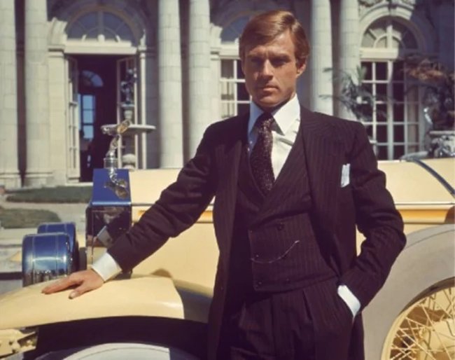 Der mysteriöse Millionär Jay Gatsby (Robert Redford).