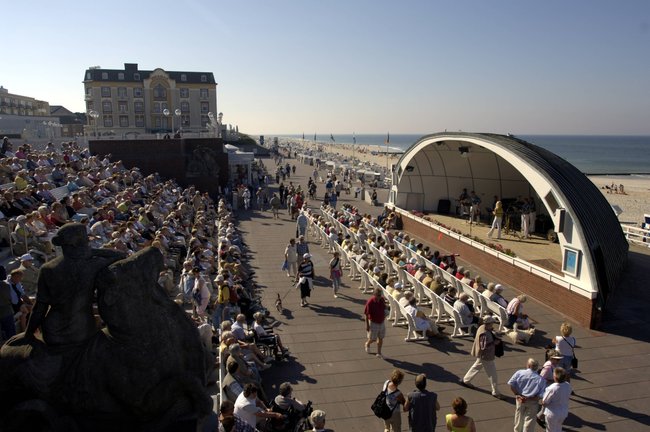 Ein Konzert in der Musikmuschel auf Sylt. Ein Konzert in der Musikmuschel auf Sylt.