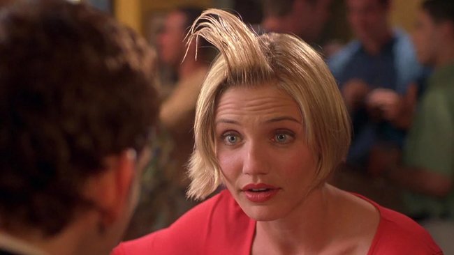 Mary (Cameron Diaz) benutzt zufällig ein ganz besonderes Haargel.