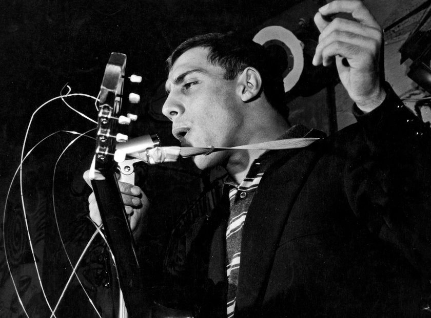 RECORD DATE NOT STATED Adriano Celentano. Adriano Celentano. Copyright: 972_ML_05_W525100 RECORD DATE NOT STATED Adriano Celentano. Adriano Celentano. Copyright: 972_ML_05_W525100