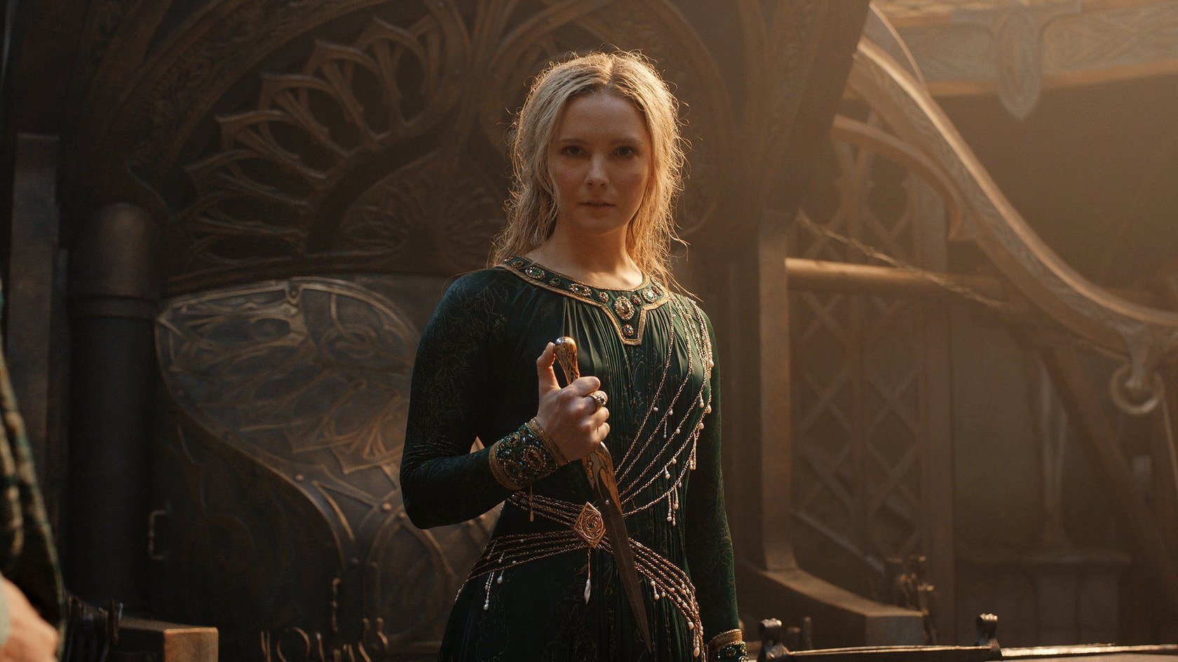 Sauron sorgt für „Ringe der Macht“-Enttäuschung: Darum ist seine Enthüllung problematisch Sauron sorgt für „Ringe der Macht“-Enttäuschung: Darum ist seine Enthüllung problematisch