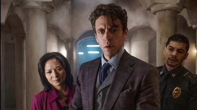 Kann Robert Langdon (Ashley Zukerman) seinen Mentor befreien? Kann Robert Langdon (Ashley Zukerman) seinen Mentor befreien?