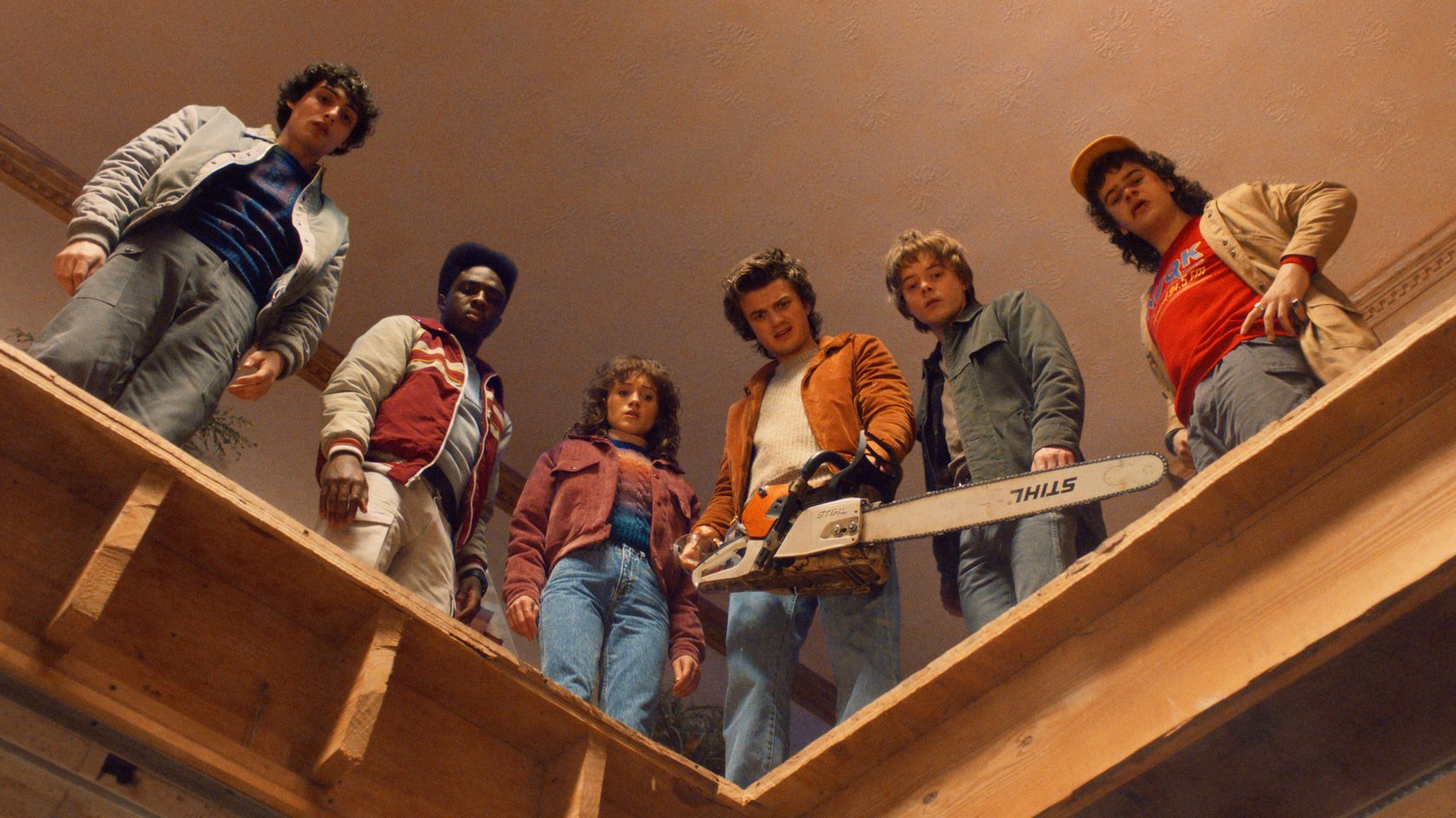 STRANGER THINGS. (L to R) Finn Wolfhard as Mike Wheeler, Caleb McLaughlin as Lucas Sinclair, Natalia Dyer as Nancy Wheeler, Joe Keery as Steve Harrington, Charlie Heaton as Jonathan Byers, and Gaten Matarazzo as Dustin Henderson in STRANGER THINGS. Cr. Courtesy of Netflix © 2025 STRANGER THINGS. (L to R) Finn Wolfhard as Mike Wheeler, Caleb McLaughlin as Lucas Sinclair, Natalia Dyer as Nancy Wheeler, Joe Keery as Steve Harrington, Charlie Heaton as Jonathan Byers, and Gaten Matarazzo as Dustin Henderson in STRANGER THINGS. Cr. Courtesy of Netflix © 2025