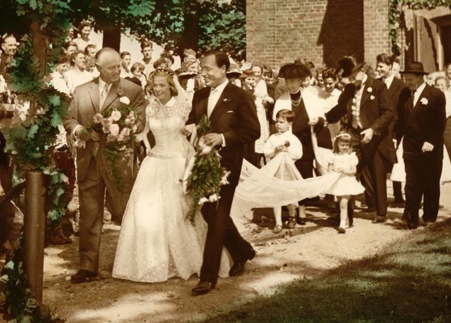 Jochen und Margot heiraten auf Immenhof in der Kirche Maria-Magdalena im Jahr 1956.