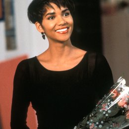 Boomerang / Halle Berry Poster