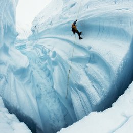 Chasing Ice / Gletscherspalte Poster