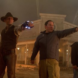 Cowboys & Aliens / Set / Daniel Craig / Jon Favreau Poster