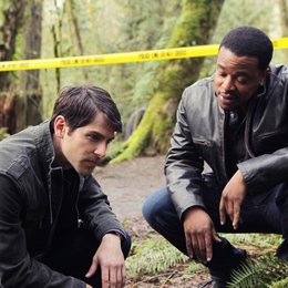 Grimm / David Giuntoli / Russell Hornsby Poster