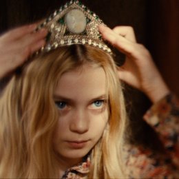 I'm Not a F**king Princess / Anamaria Vartolomei / Isabelle Huppert Poster