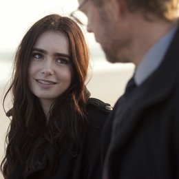 Stuck in Love / Lily Collins Poster