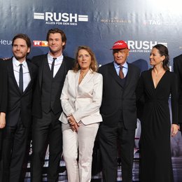 Rush - Alles für den Sieg / Filmpremiere / Alexandra Maria Lara / Daniel Brühl / Chris Hemsworth / Niki Lauda Poster