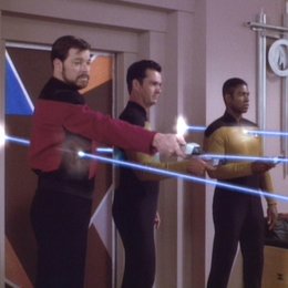 Star Trek - The Next Generation: Wiedervereinigung? Teil 1 + 2 Poster