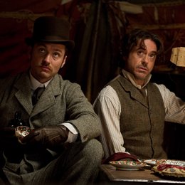 Sherlock Holmes: Spiel im Schatten / Jude Law / Robert Downey Jr. Poster