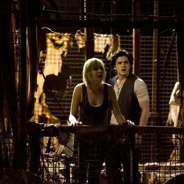 Silent Hill: Revelation 3D / Adelaide Clemens / Kit Harington Poster