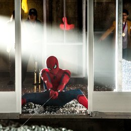 spider-man-homecoming-2017-still-08 Poster