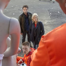 Tatort: Alle meine Jungs (RB) / Oliver Mommsen / Sabine Postel / Jacob Matschenz Poster