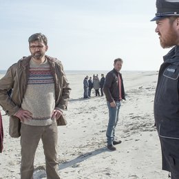 Tatort: Mord auf Langeoog (NDR) / Wotan Wilke Möhring / Laura Tonke / Sebastian Schipper / Tristan Seith Poster
