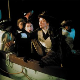 Titanic / Kathy Bates / Gloria Stuart Poster