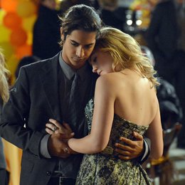 Twisted / Avan Jogia / Maddie Hasson Poster