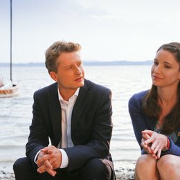 Weißblaue Geschichten (2 Folgen) (ZDF) / Der Duft der Liebe / Sophie Wepper / Sebastian Hofmüller Poster