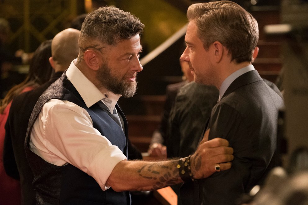 Andy Serkis als Ulysses Klaue und Martin Freeman als Everett K. Ross in dem Marvel-Blockbuster „Black Panther“ © Disney