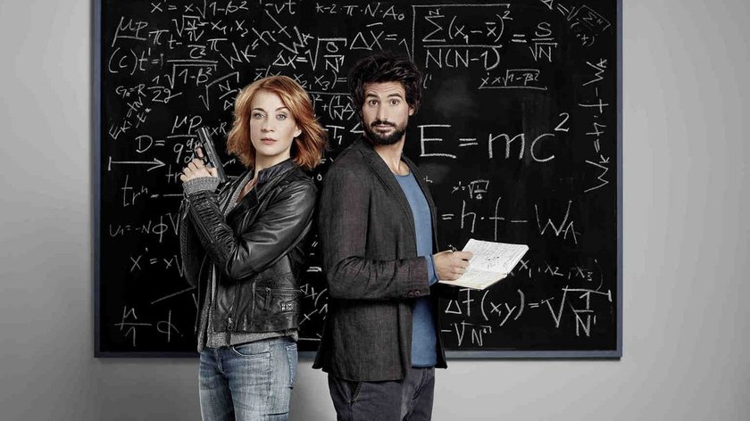 Einstein Staffel 1 mit Tom Beck im TV & Stream schauen: Der Episodenguide