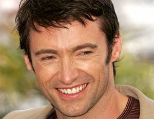Jackman jagt einer Handpuppe hinterher Jackman jagt einer Handpuppe hinterher