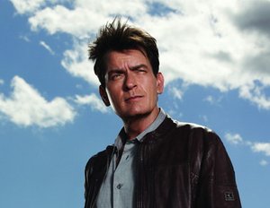 Charlie Sheen heißt jetzt Carlos Estevez Charlie Sheen heißt jetzt Carlos Estevez