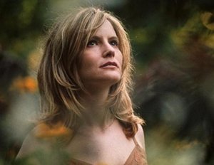 Jennifer Jason Leigh reitet für Tarantino Jennifer Jason Leigh reitet für Tarantino