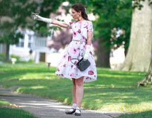 Trailer: Katie Holmes mörderische Lehrerin Trailer: Katie Holmes mörderische Lehrerin
