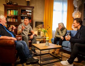 Fremde Freunde - Die unerwartete Begegnung im Live-Stream & TV heute Pilot Fremde Freunde - Die unerwartete Begegnung im Live-Stream & TV heute Pilot