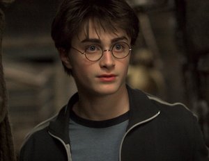 „Harry Potter“: Bücher – Romane, Hörbücher, E-Books und Theaterstücke „Harry Potter“: Bücher – Romane, Hörbücher, E-Books und Theaterstücke
