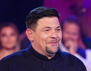 „Wer wird Millionär?“: Tim Mälzer scheitert an Film-Frage: Hättet ihr sie lösen können? „Wer wird Millionär?“: Tim Mälzer scheitert an Film-Frage: Hättet ihr sie lösen können?