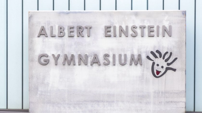 „Schloss Einstein” Staffel 27 startet heute im TV: Alle Infos zu Sendezeit, Handlung und Cast