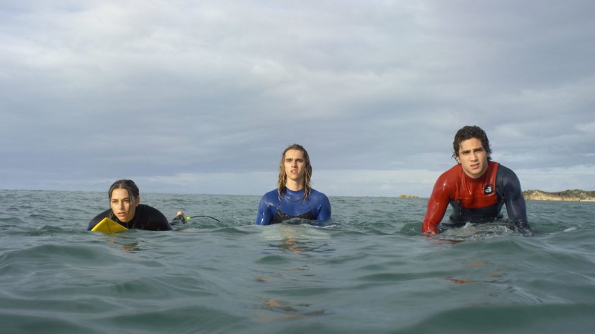 „Surviving Summer“ Staffel 2: Alle Infos zum Start der neuen Season der Surf-Serie