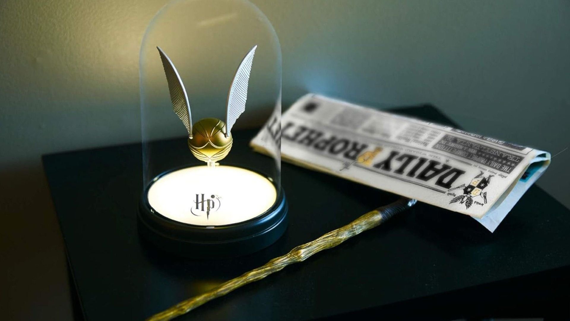 Perfektes-Geschenk-f-r-Potterheads-Schnatz-Lampe-bei-Amazon-reduziert