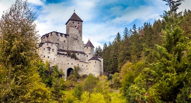 Burg Taufers spielt in „Gegen die Zeit“ eine wichtige Rolle.