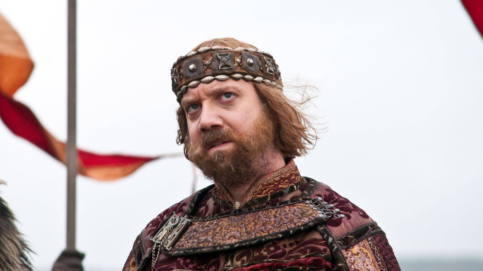 Paul Giamatti als King John.