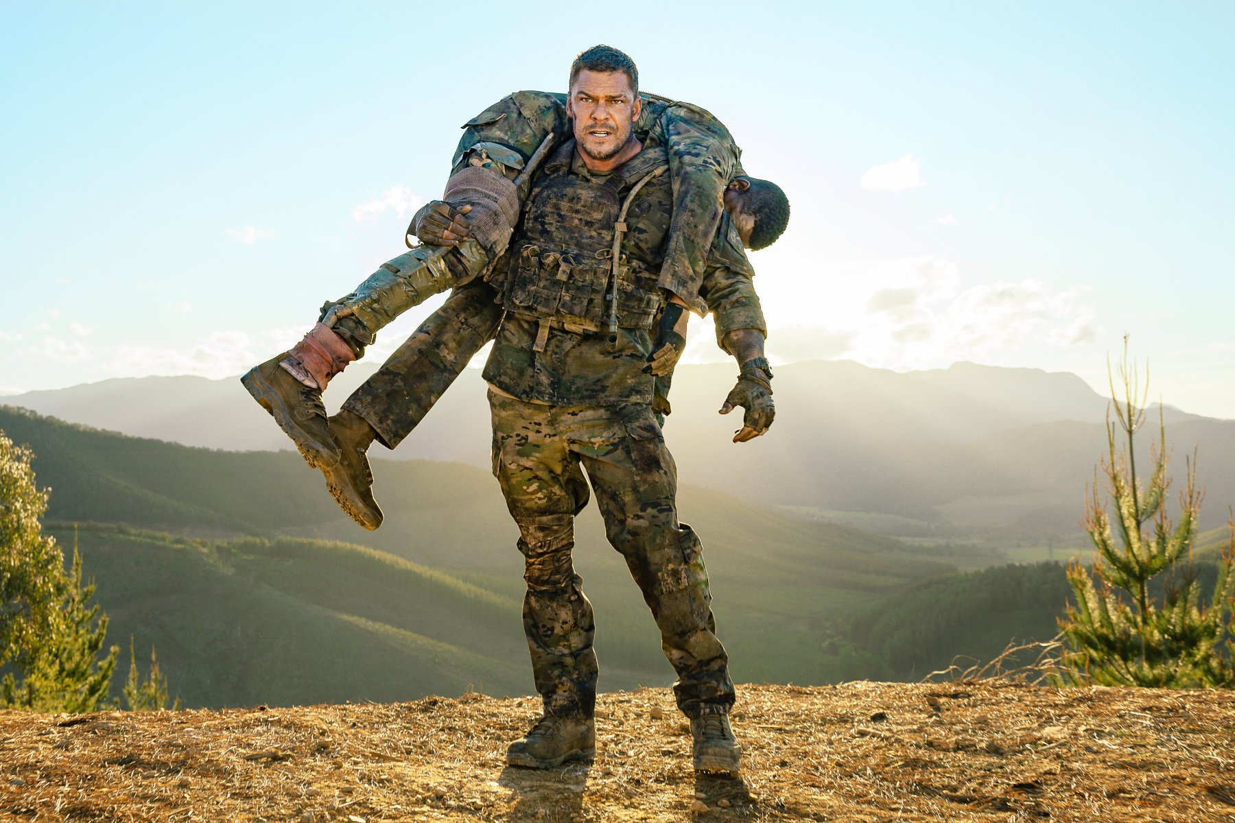 „Dieser Kerl enttäuscht nie“: Erster Netflix-Trailer liefert Sci-Fi-Action mit „Reacher“-Star Alan Ritchson