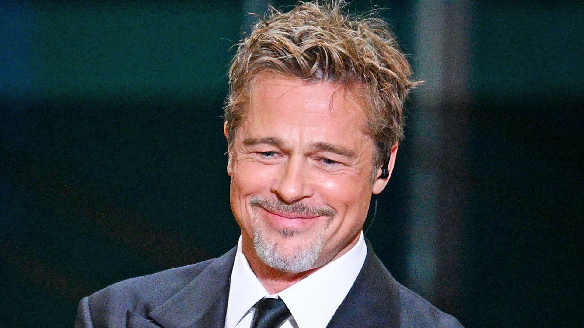 Brad-Pitt-war-bekifft-Hollywood-Star-packt-ber-desastr-se-Premiere-von-FSK-18-Kultfilm-aus