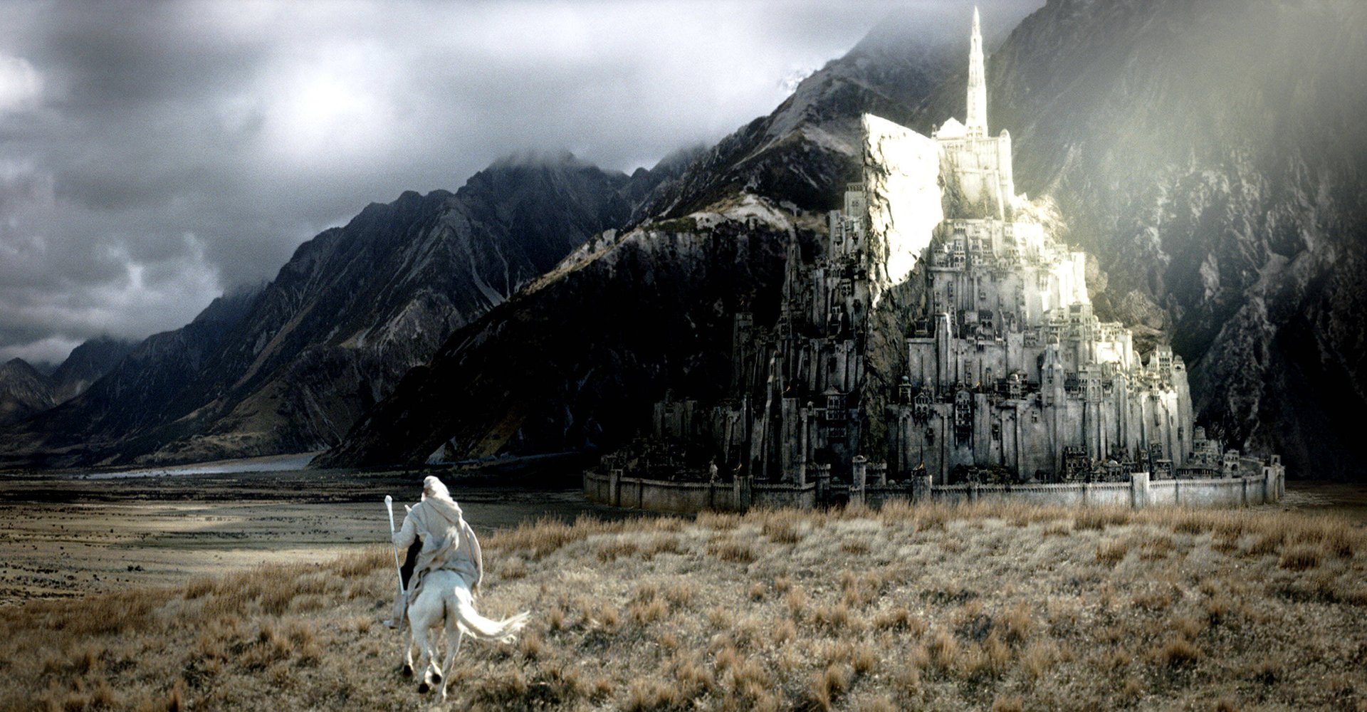 Keine erzwungene Diversität bei „Hunt for Gollum“: „Herr der Ringe“-Star wehrt sich gegen schwere Fantasy-Vorwürfe