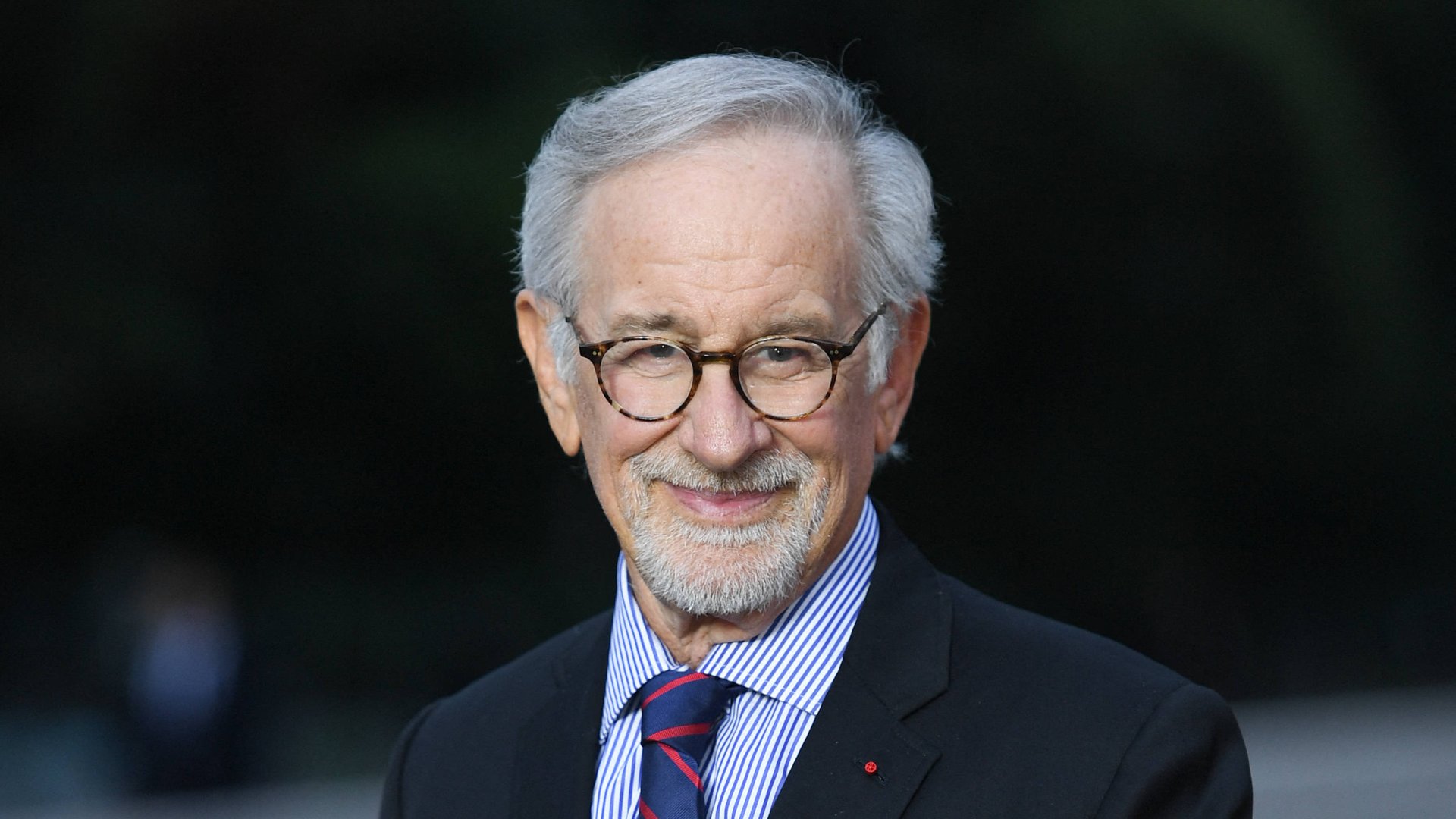 Nach-Backrooms-Erfolg-Steven-Spielberg-schnappt-sich-das-n-chste-virale-Horror-Ph-nomen