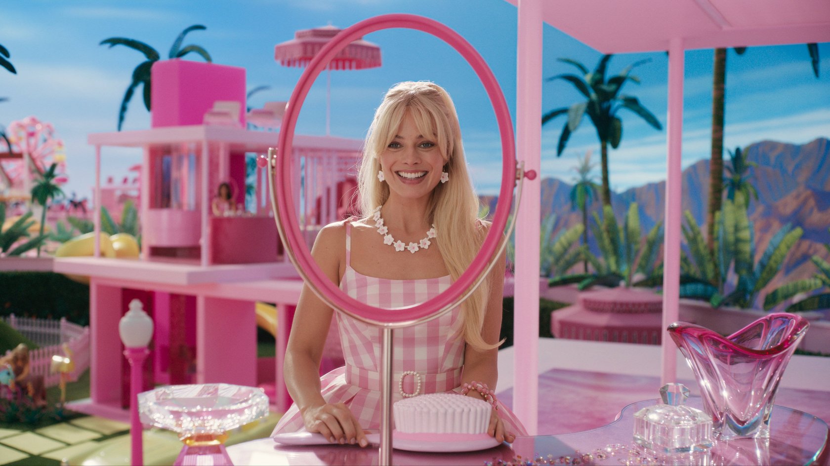 Margot Robbie spielt als erste Darstellerin Barbie in der Realverfilmung.