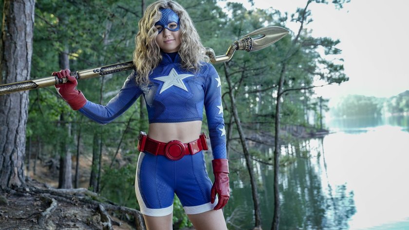 „Stargirl“ auf Netflix: Läuft die Superheldinnenserie dort im Stream?
